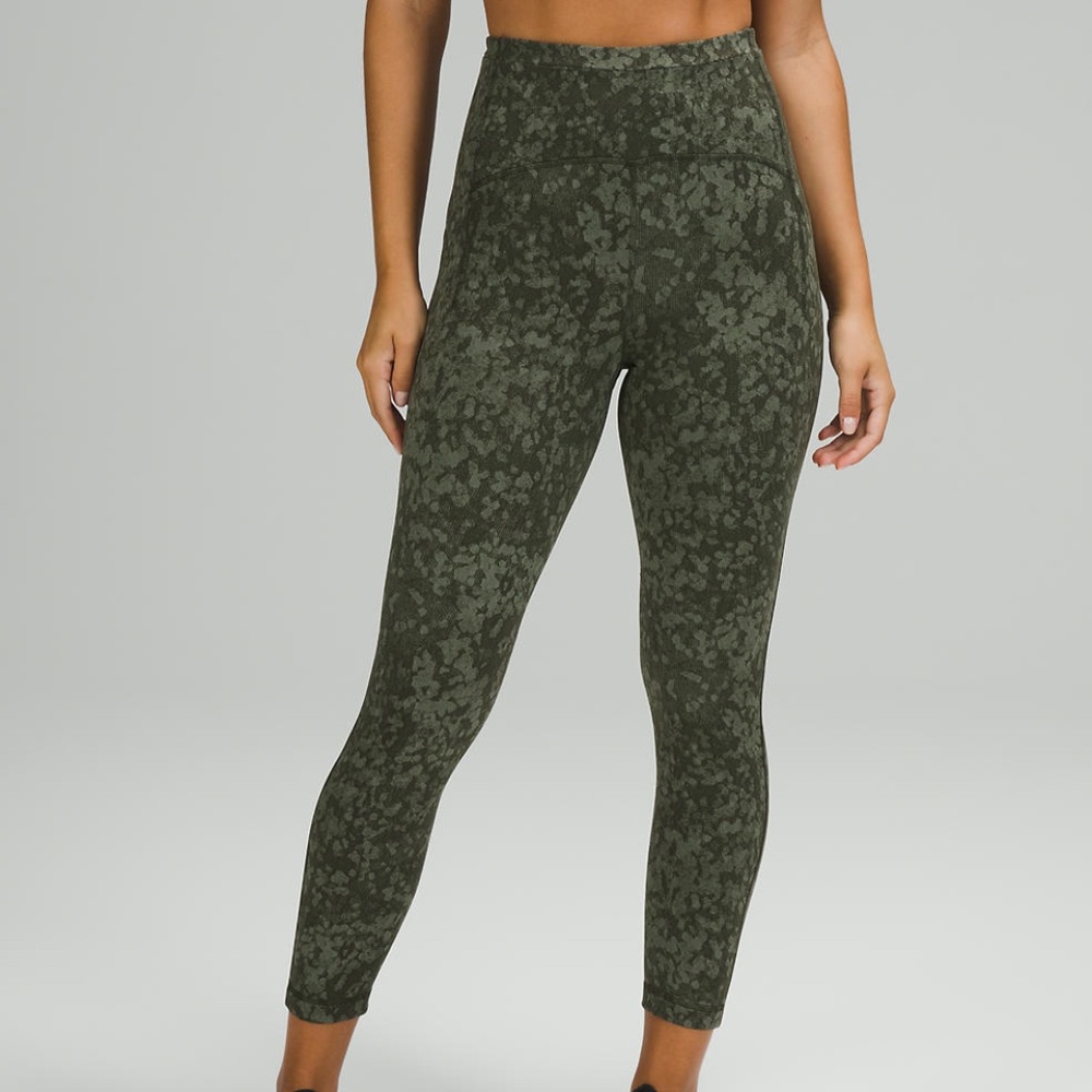 Swift Speed High-Rise Crop 23", Size 4